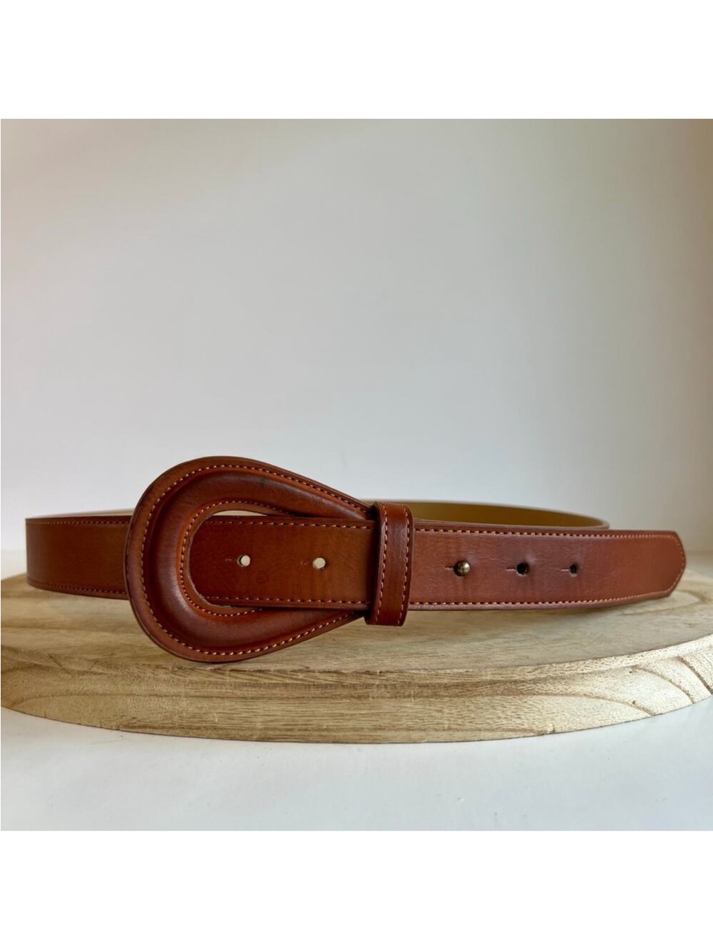 LOFT Brown Leather Women's Belt with Wrapped Oval Buckle